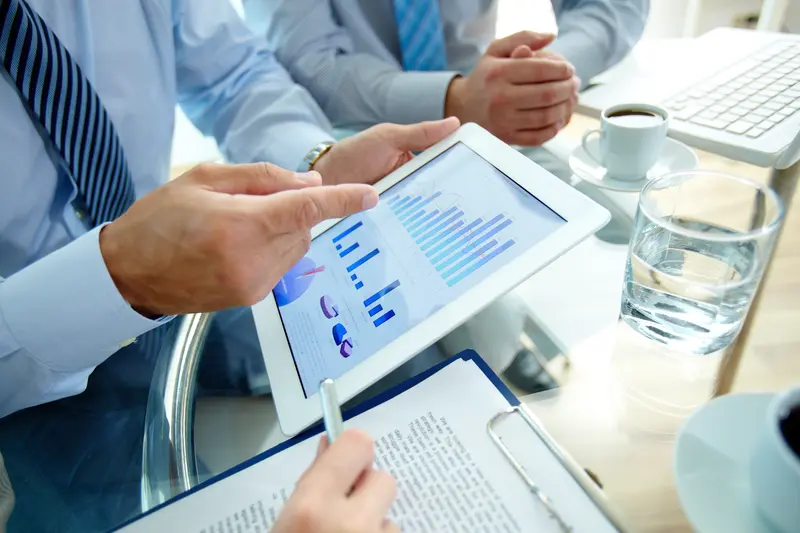 Sales Pipeline Management: Increase Conversions and Revenue 