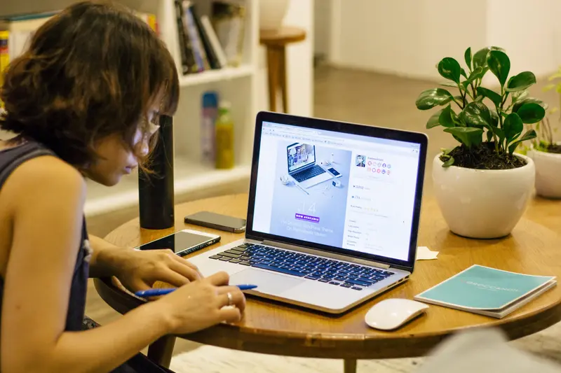 Why Do Students Use LMS?
