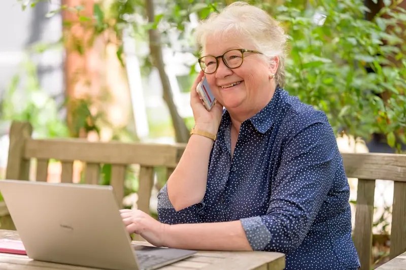 How an E Contact Center Can Transform Your Business