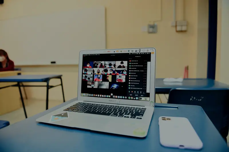 How to Select the Right Video Conferencing Equipment?