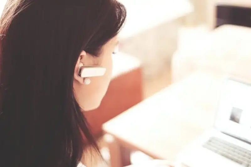 What is a Contact Center, and What Does it Do?