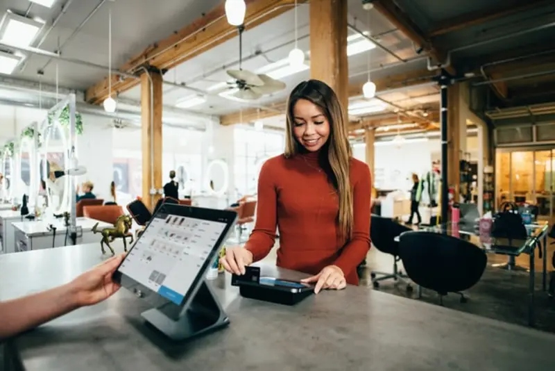 17 Ways to Build Customer Loyalty