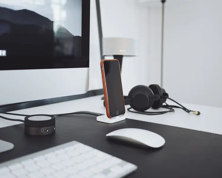 How Does a VoIP Work?