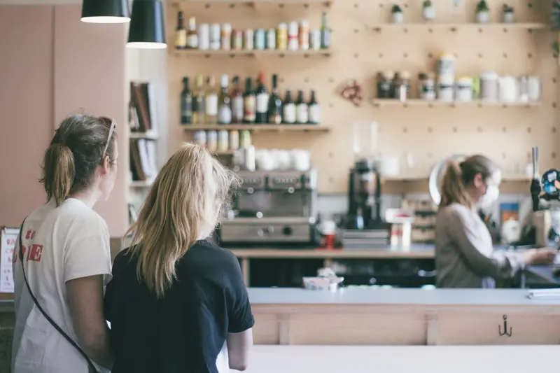 7 Ways VoIP Helps Small Businesses Grow