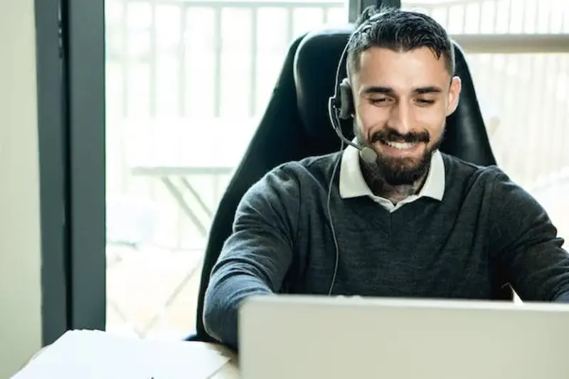 The Pros and Cons of Open Source Contact Center Software